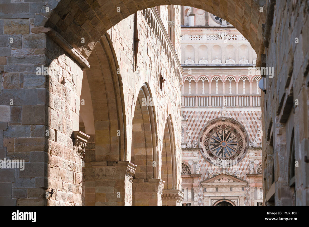 Aperçu de la 15e siècle Cappella Colleoni, Bergamo, Italie, conçu par Giovanni Antonio Amadeo, 1472-6. Banque D'Images