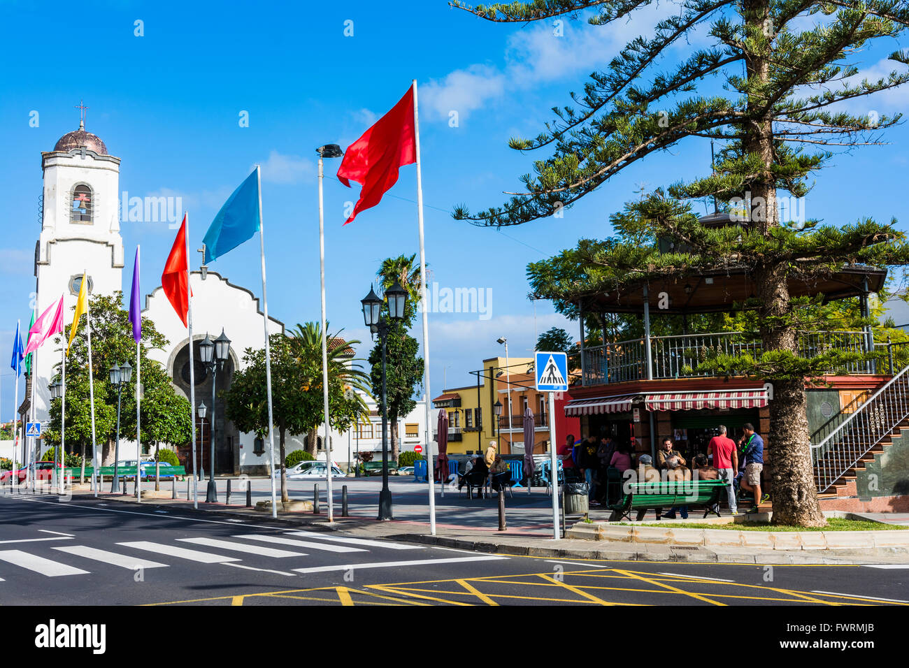 Square de Notre Dame de Montserrat, dans l'arrière-plan l'église du même nom. San Andrés y Sauces, La Palma, Tenerife, Espagne Banque D'Images