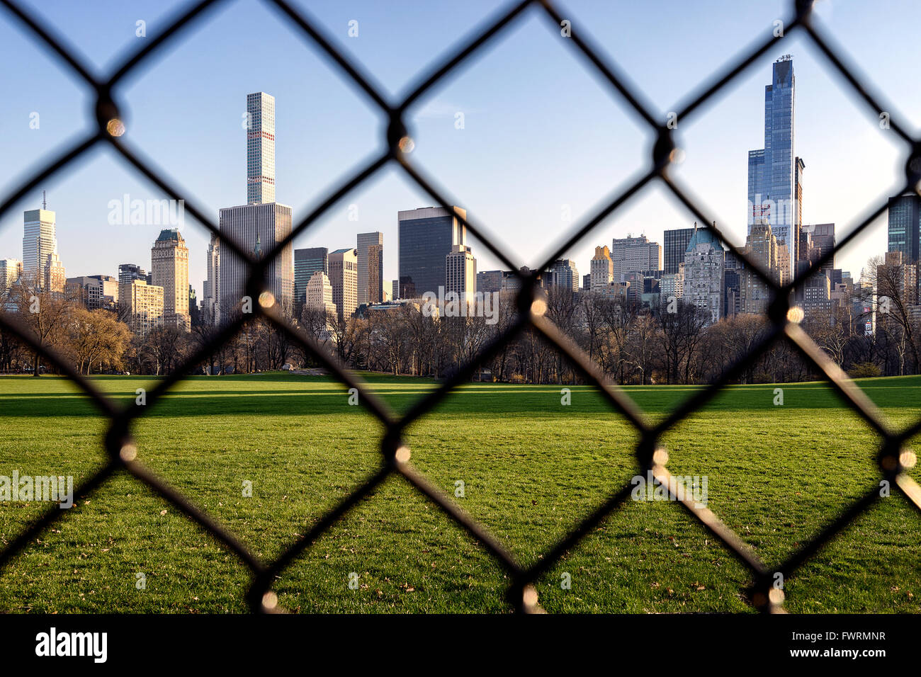 Voir l'horizon de New York, de Central Park. Banque D'Images