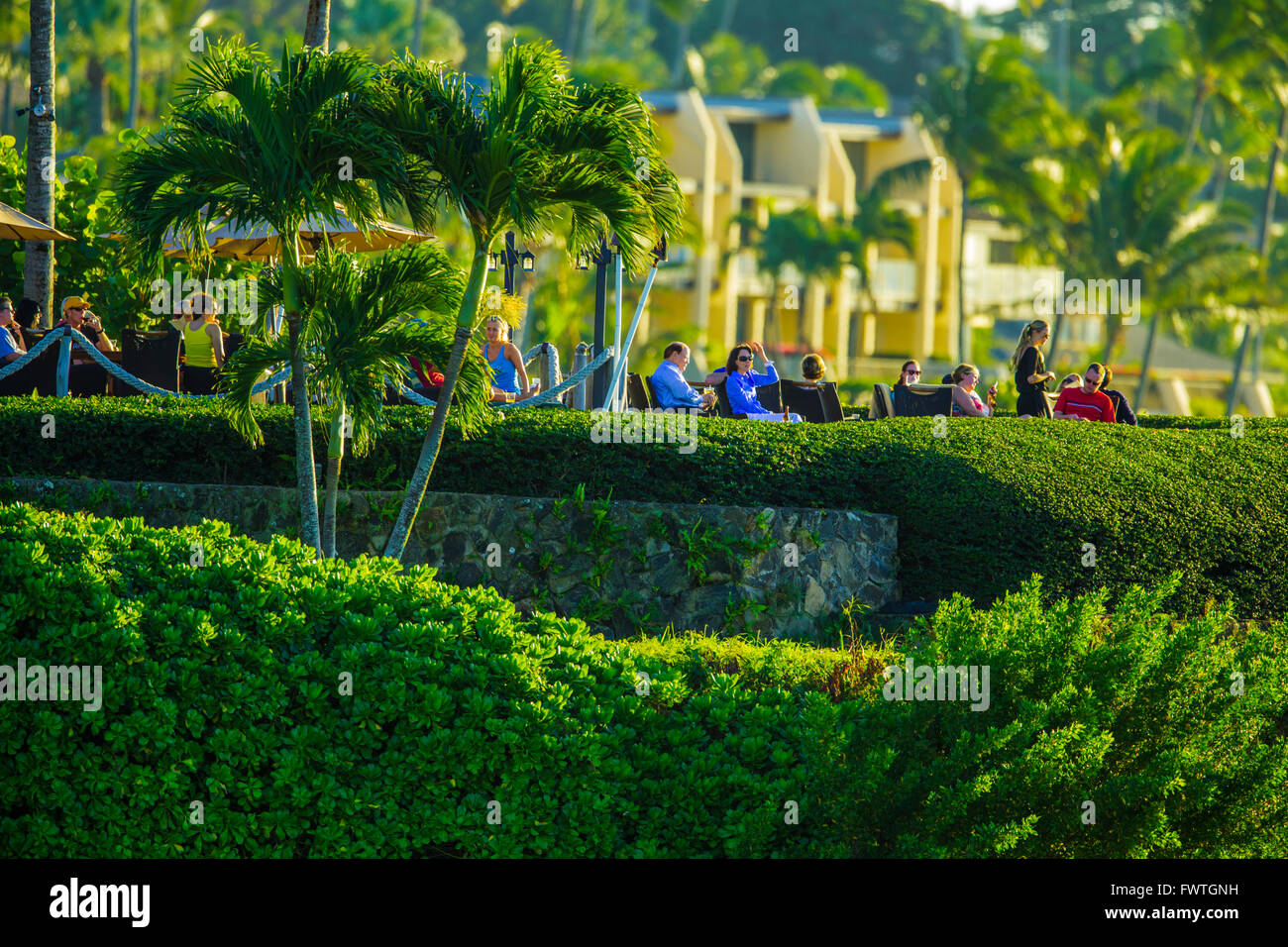 Merriman's Restaurant and Wine bar coin salon patio Kapalua Maui Hawaii au coucher du soleil Banque D'Images