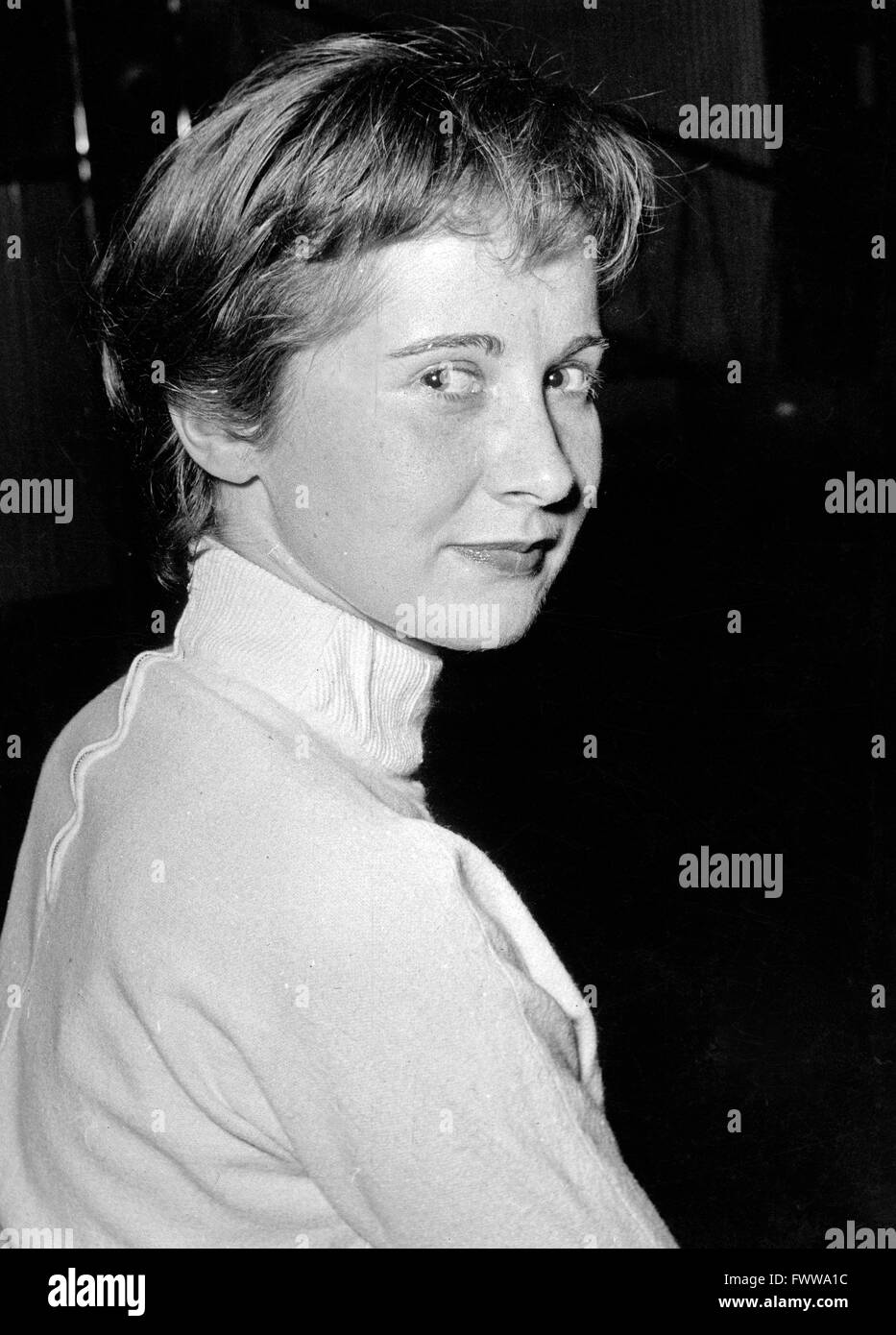 Hörspielsprecherin Deutsche Schauspielerin und Inge Fabricius, Deutschland 1950er Jahre. L'actrice allemande et audio drama le président Inge Fabricius, l'Allemagne des années 1950. Banque D'Images