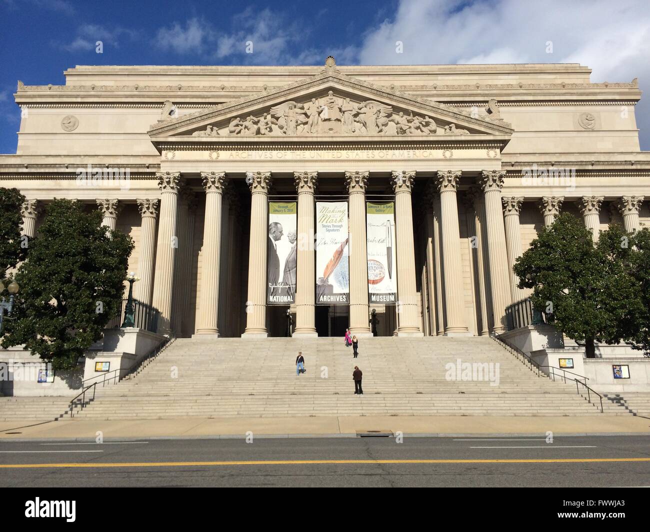Washington, D.C., USA. Archives nationales, lieu de stockage pour la déclaration d'indépendance et la Constitution des États-Unis. Banque D'Images
