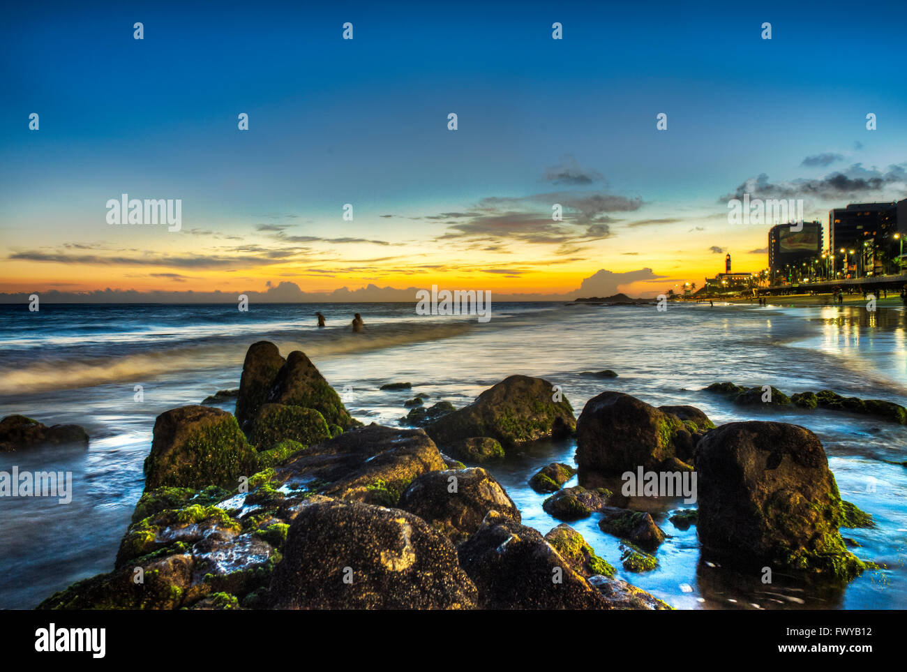Farol da Barra Beach au coucher du soleil, Salvador, Bahia, Brésil Banque D'Images