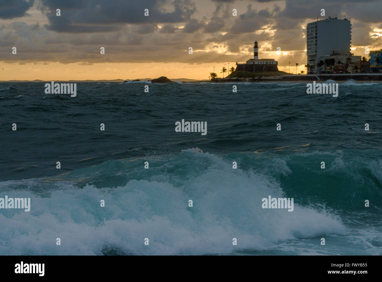 Farol da Barra Beach au coucher du soleil, Salvador, Bahia, Brésil Banque D'Images
