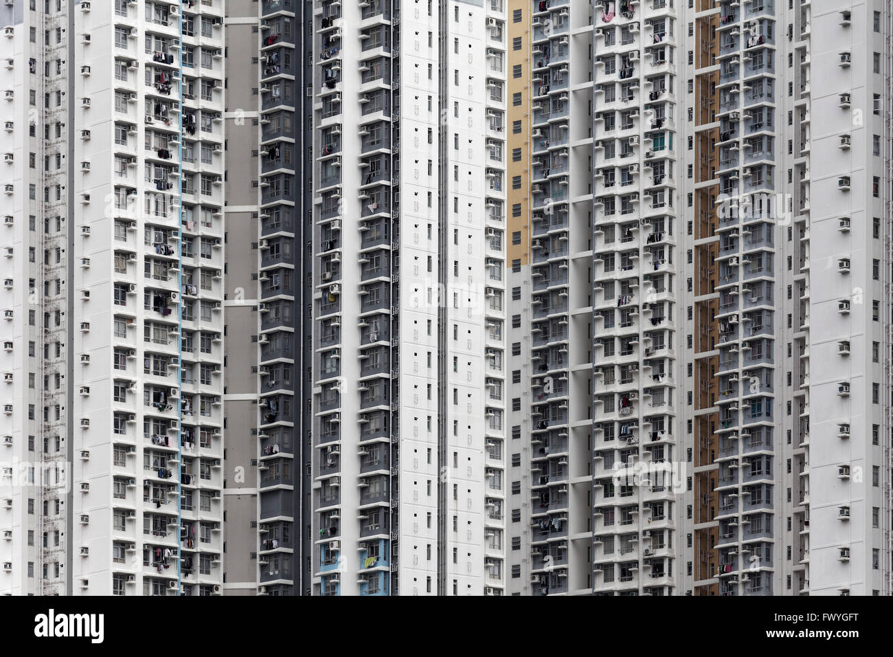 Racleur avant Ciel, Ping Shek Estate, développement du logement de 1970, Kwun Tong, Kowloon, Hong Kong, Chine Banque D'Images