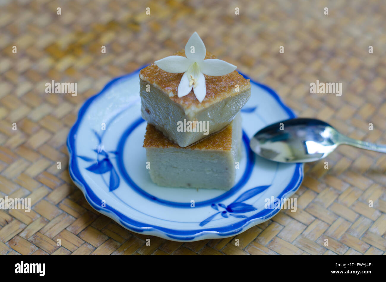 Crème de coco (Kaeng Maw Khanom carrés) Banque D'Images