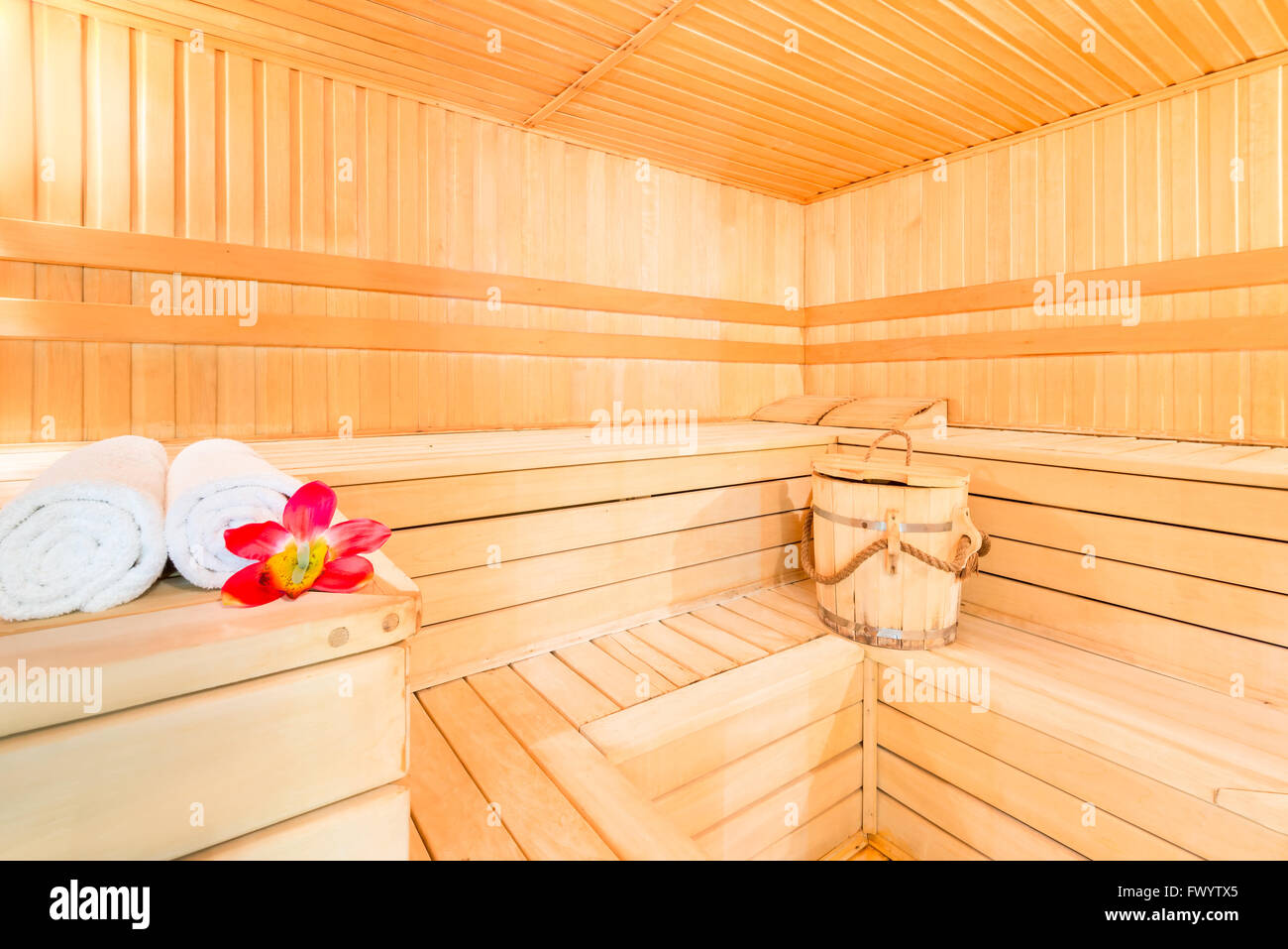 Beau sauna Finlandais à sec pour des soins spa Banque D'Images