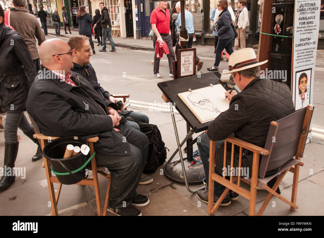 Une caricature dessin de l'artiste un homme dans le centre-ville de York, Angleterre, Royaume-Uni Banque D'Images