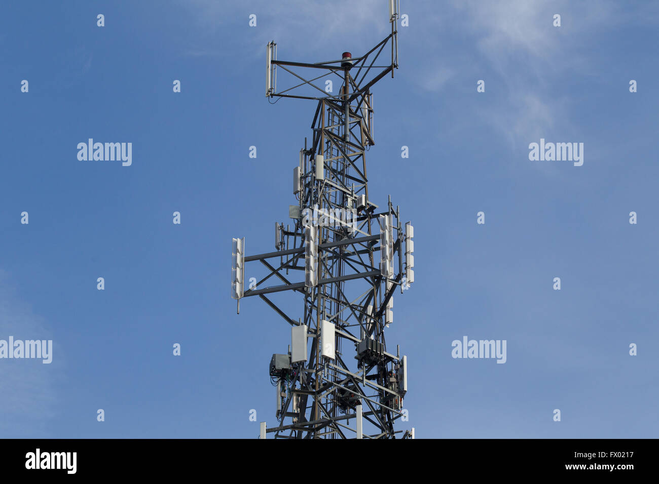 Tour de téléphonie cellulaire à Kingston (Ontario), le jeudi 7 janvier 2016. Banque D'Images