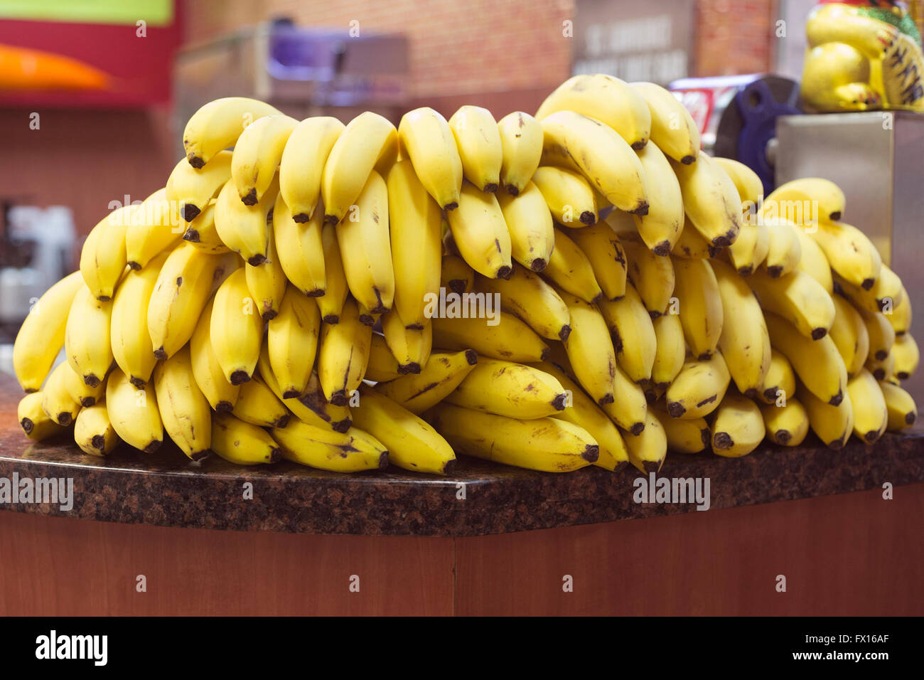 Bananes à vendre sur le marché du Saint-Laurent Banque D'Images