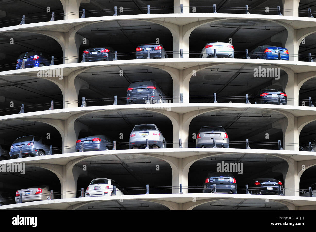 Une partie de l'exposé 19 étages garage sur l'une des deux tours identiques Marina City à Chicago, Illinois, USA. Banque D'Images