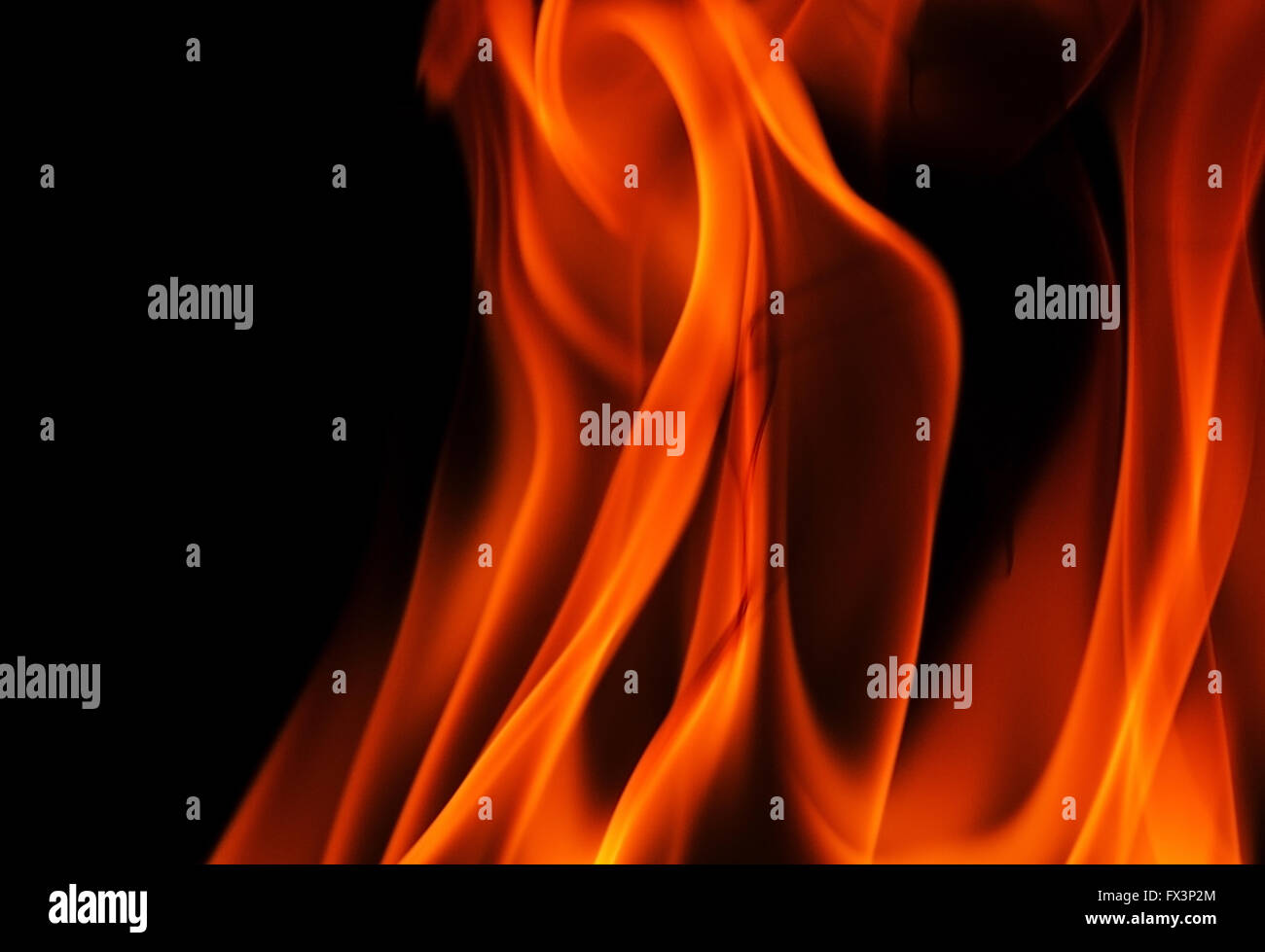 De Waal rouge flammes avec tonques de flammes noires,isolé,abstrait arrière-plan intéressant.vue horizontale. Banque D'Images De Waal rouge flammes avec tonques de flammes noires,isolé,abstrait arrière-plan intéressant.vue horizontale. Banque D'Images