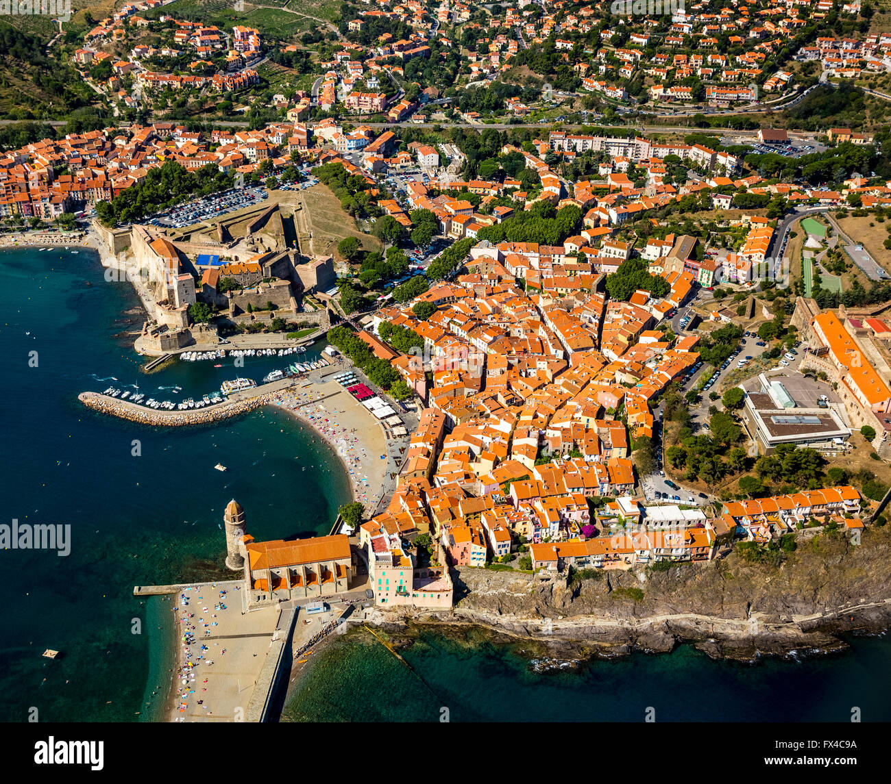 Vue aérienne, Fort Royal, Château Royal de Collioure, Port de Collioure, la côte méditerranéenne, de la Méditerranée, Collioure, France, Banque D'Images