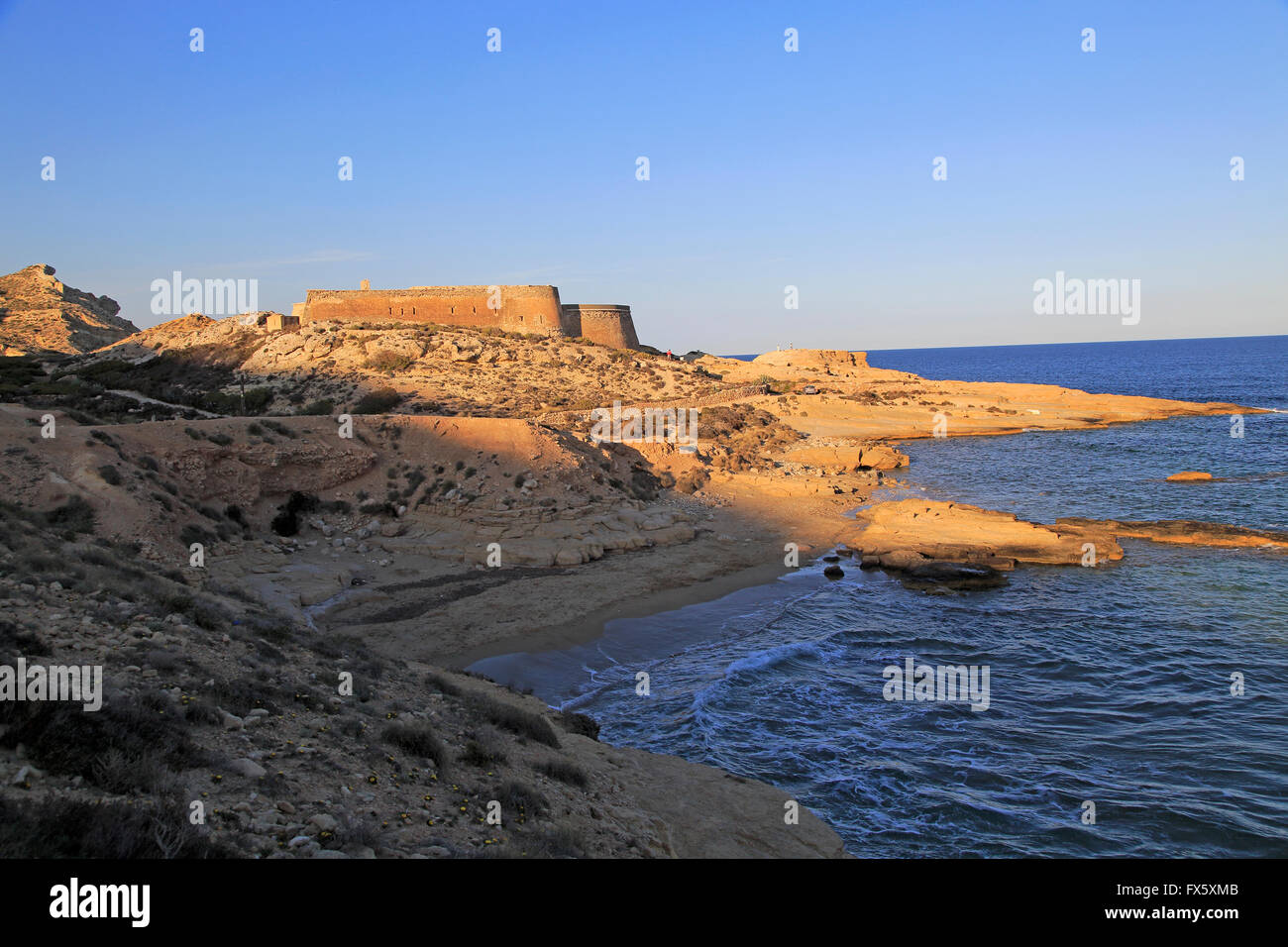 Castillo de San Ramon, près de Rodalquilar, parc naturel de Cabo de Gata, Almeria, Espagne Banque D'Images