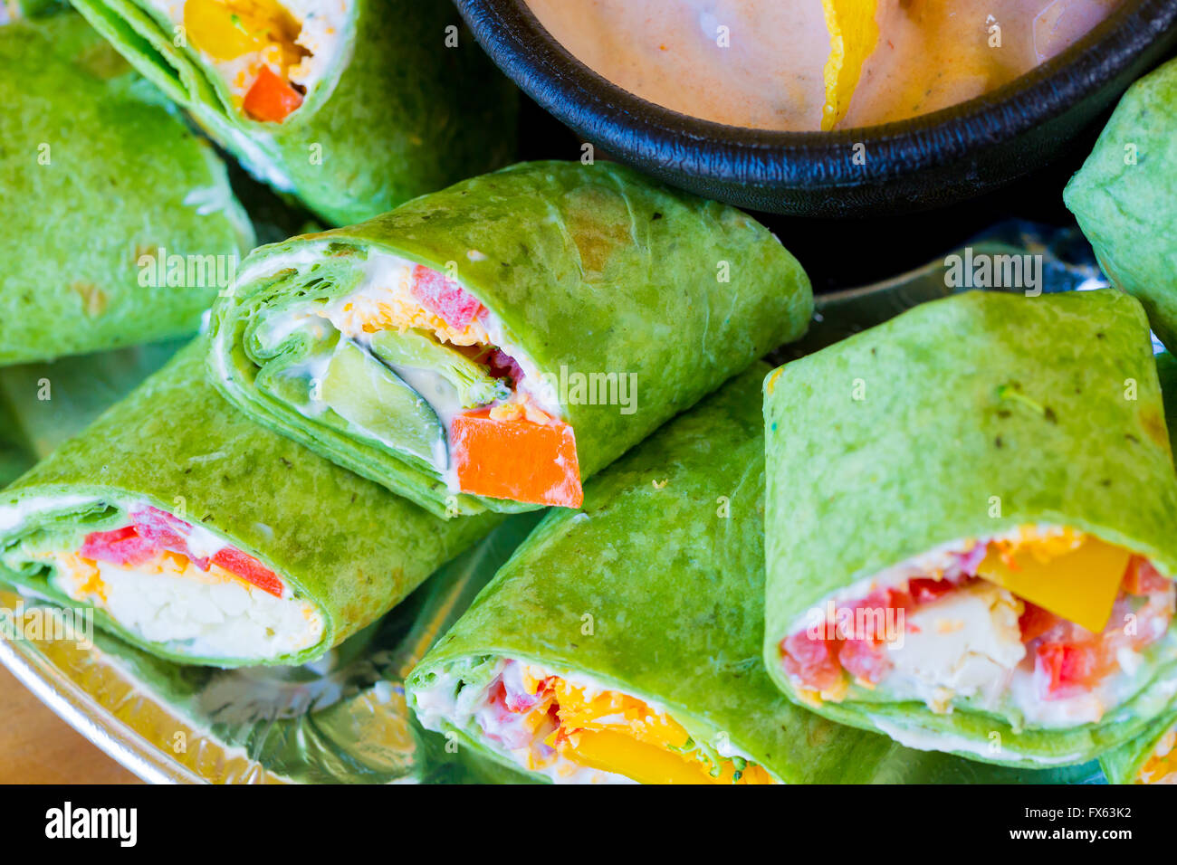 Restaurant mexicain offrant un régime sans gluten de remplacement à leur cuisine traditionnelle avec ces wraps végétariens veggie vegan. Banque D'Images Restaurant mexicain offrant un régime sans gluten de remplacement à leur cuisine traditionnelle avec ces wraps végétariens veggie vegan. Banque D'Images