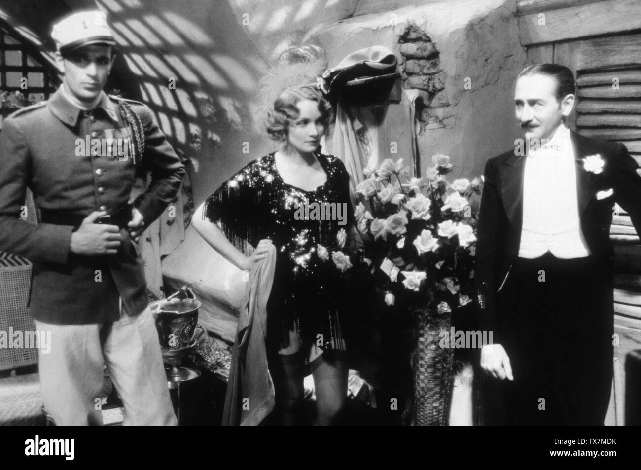Maroc Année : 1930 USA Réalisation : Josef von Sternberg avec Marlene Dietrich, Gary Cooper, Adolphe Menjou Banque D'Images
