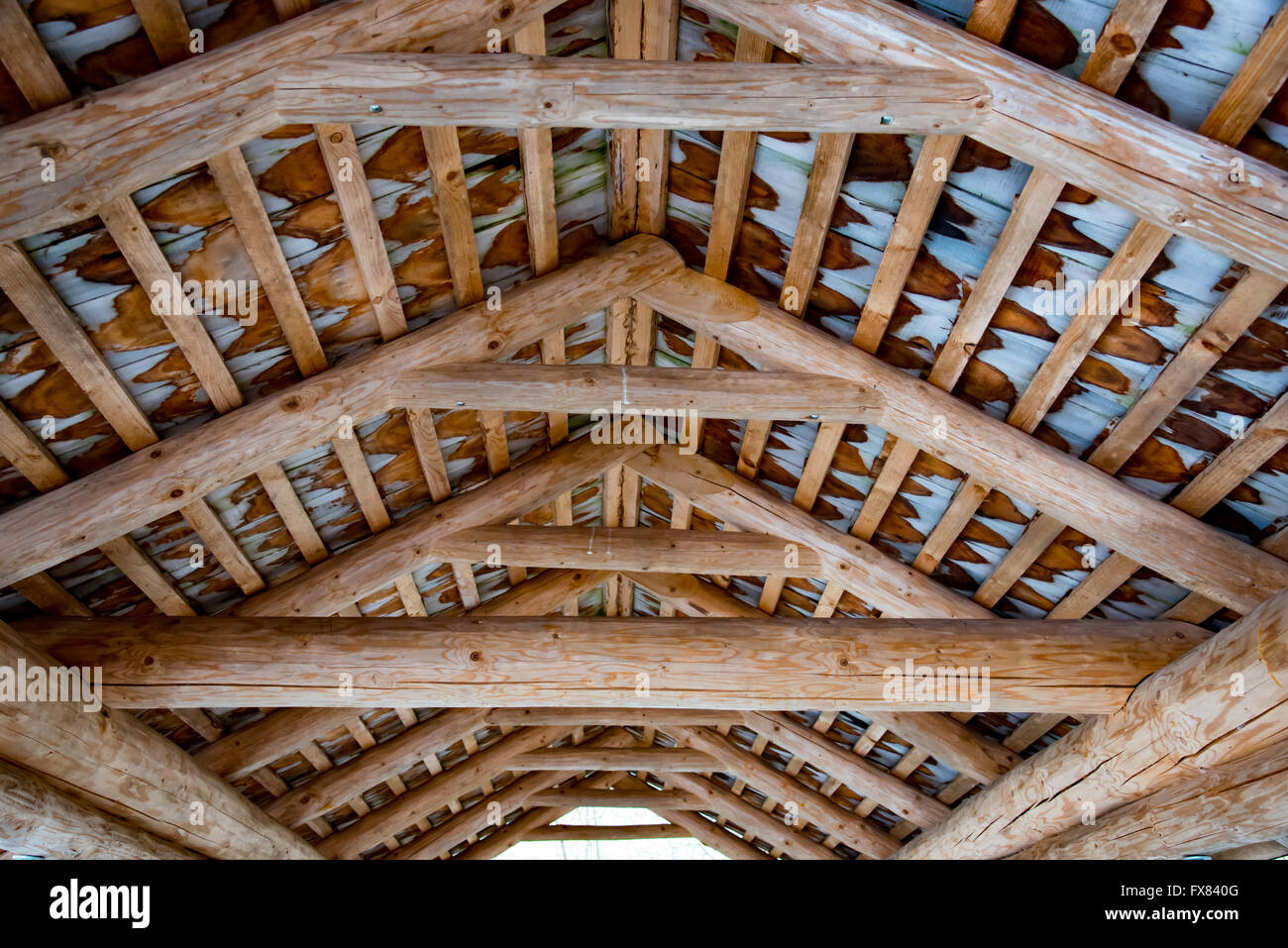 Construction en bois, toiture étonnante en Allemagne Banque D'Images