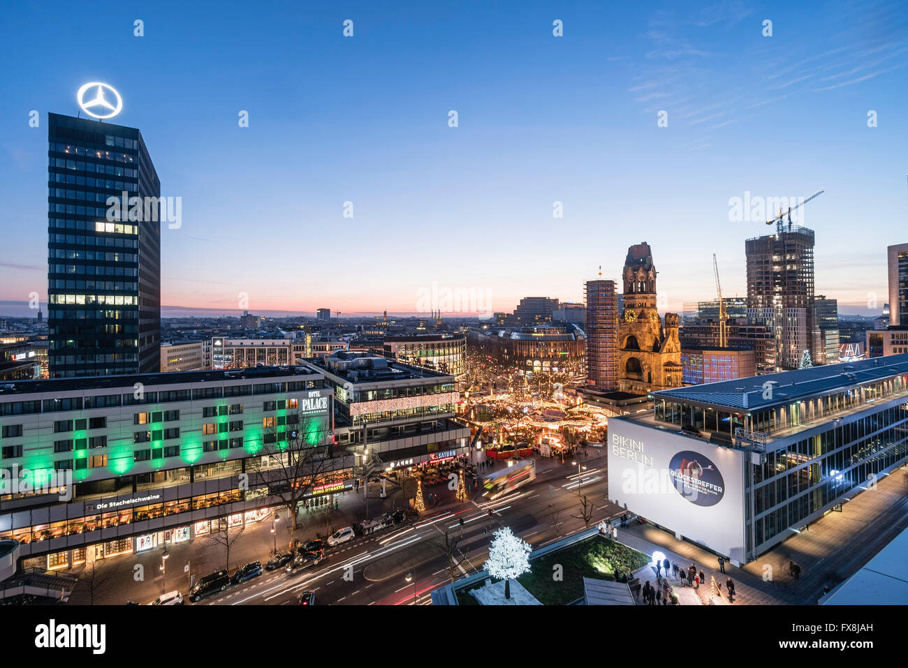 City West, Centre Commercial Europacenter, Bikini, marché de Noël, Breitscheidplatz, Église du Souvenir de Berlin, Berlin Banque D'Images