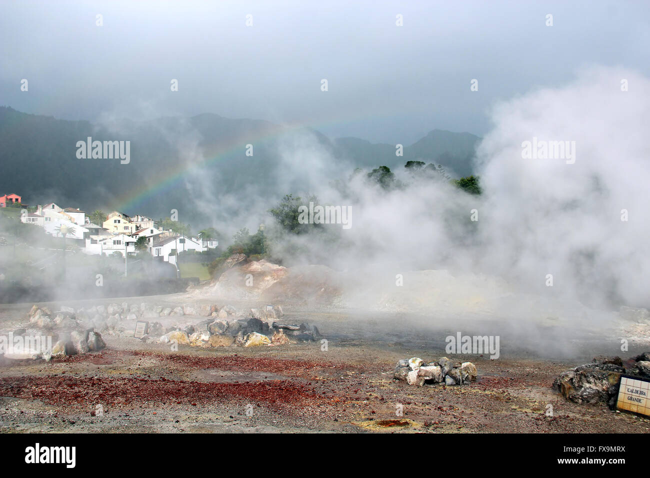 Sources d'eau chaude géothermique (Caldeiras) à Furnas, village de l'île de São Miguel, Açores, Portugal Banque D'Images
