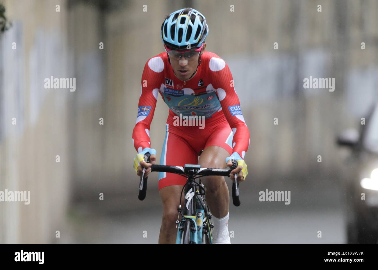 Eibar, Espagne, le 9 avril 2016, Diego Rosa au cours du temps, procès contre Eibar - Andrézieux-bouthéon du Tour du Pays Basque Banque D'Images