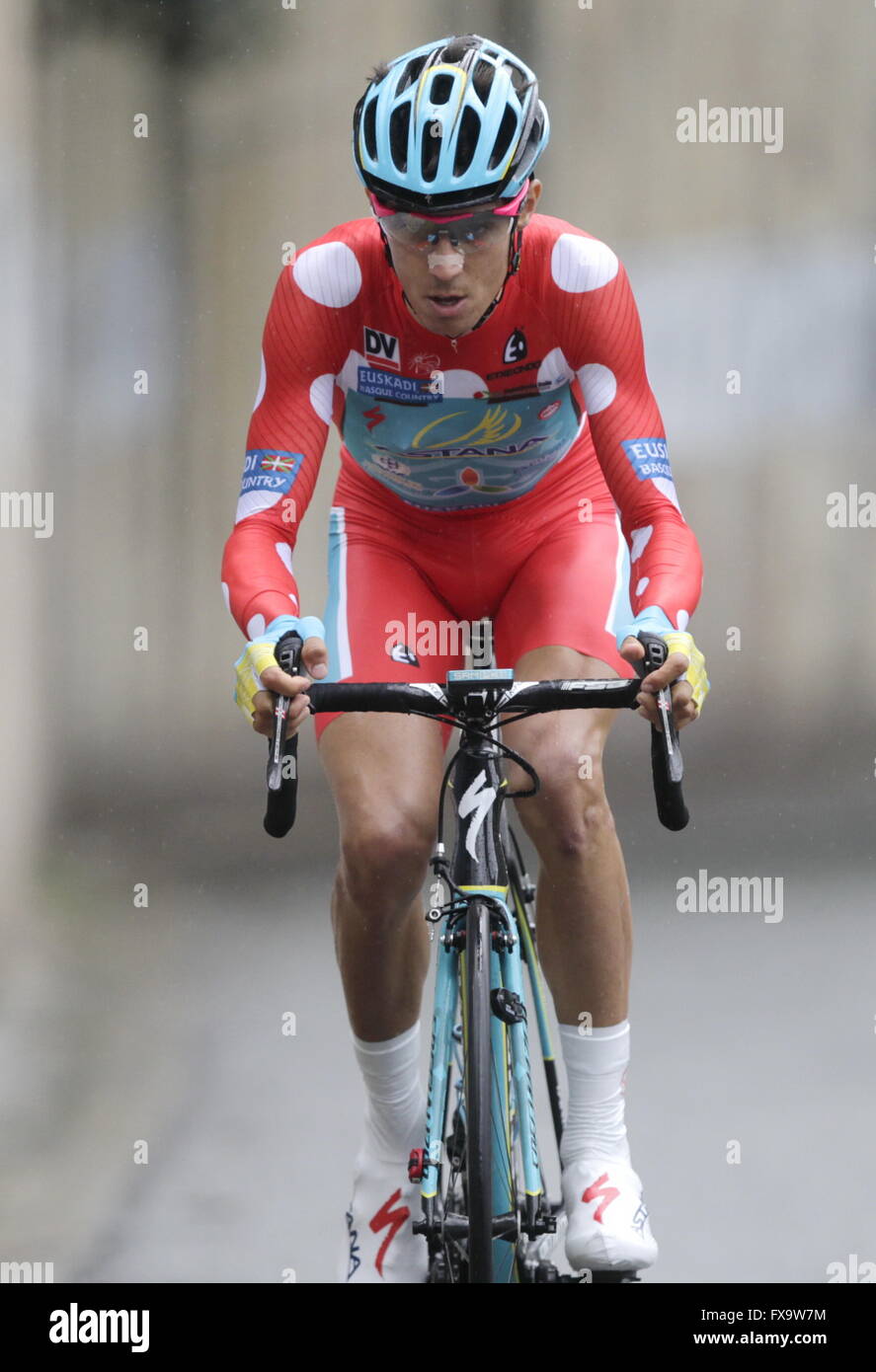 Eibar, Espagne, le 9 avril 2016, Diego Rosa au cours du temps, procès contre Eibar - Andrézieux-bouthéon du Tour du Pays Basque Banque D'Images