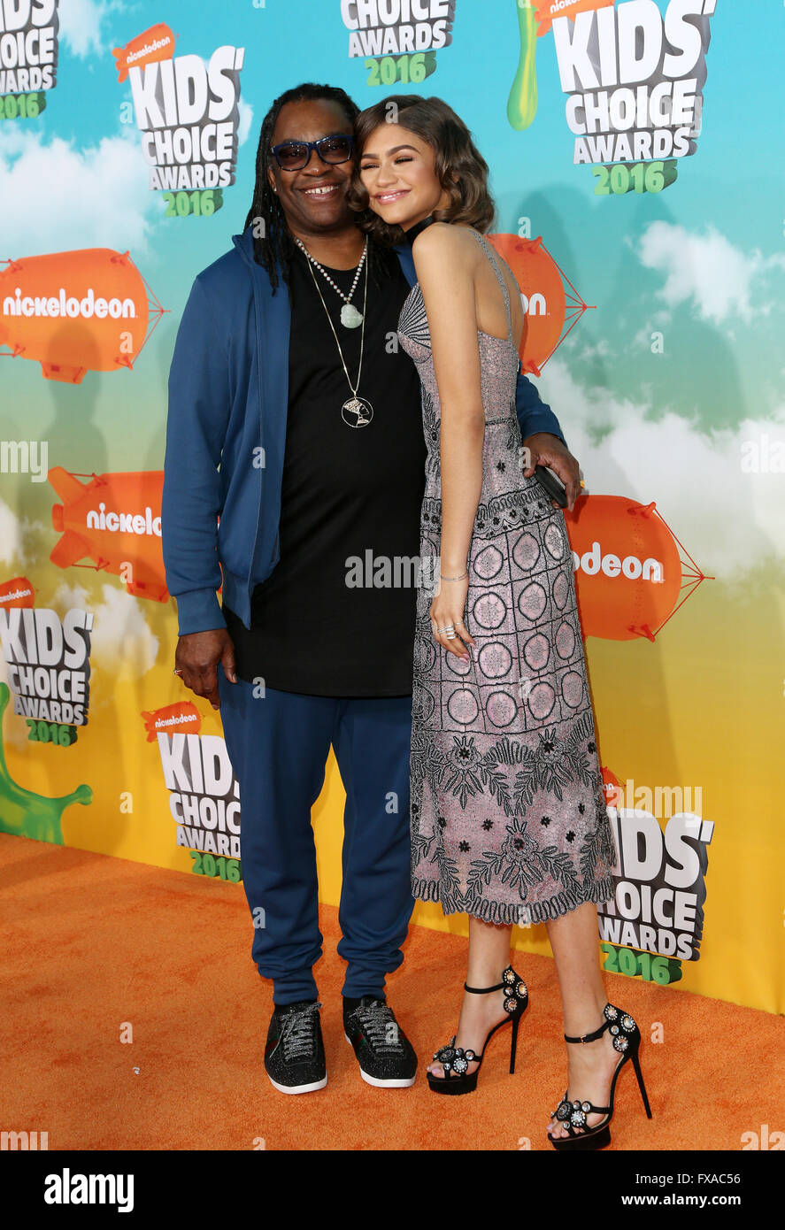 Nickelodeon Kids' Choice Awards 2016 - Arrivées en vedette : Kazembe Ajamu, Zendaya Coleman Où : Los Angeles, California, United States Quand : 12 Mars 2016 Banque D'Images
