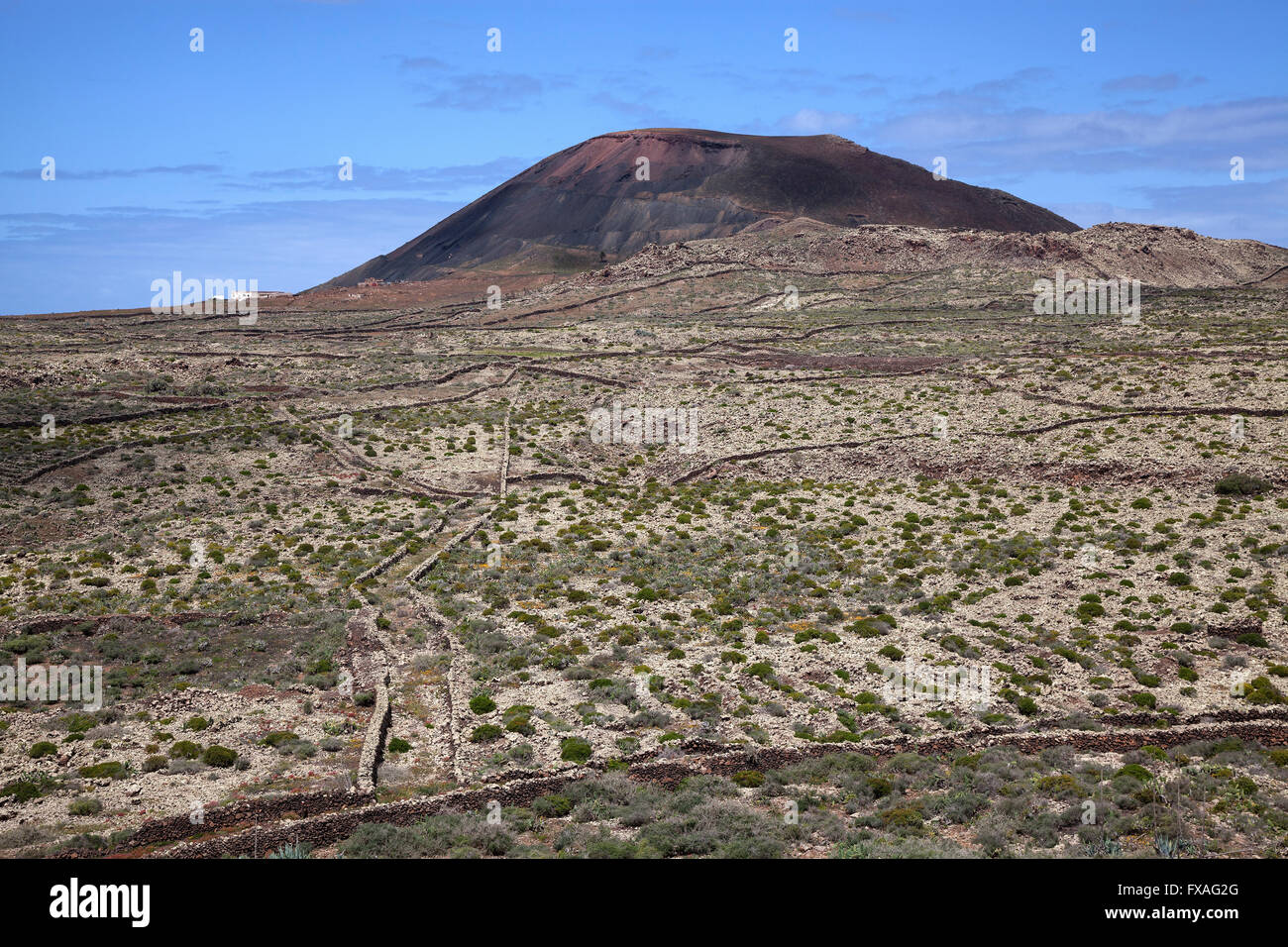 Paysage de montagnes volcaniques et Arena de Villaverde, Fuerteventura, Îles Canaries, Espagne Banque D'Images