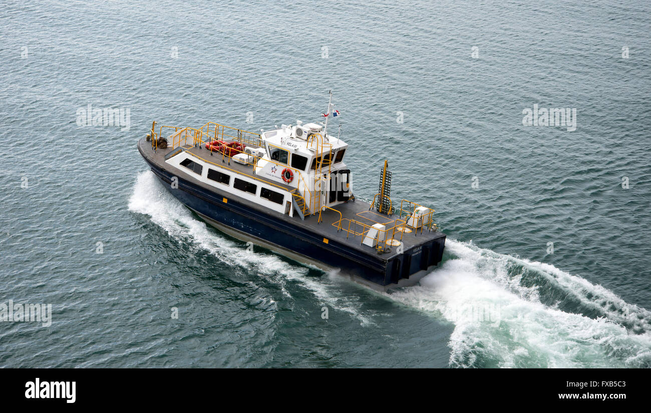 Canal de Panama tug boat voyageant dans le canal de Panama. Banque D'Images