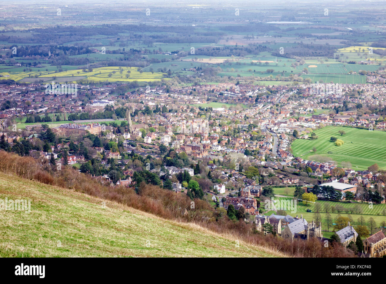 Avis de Great Malvern à partir du haut de la promenade Malvern Hills Banque D'Images