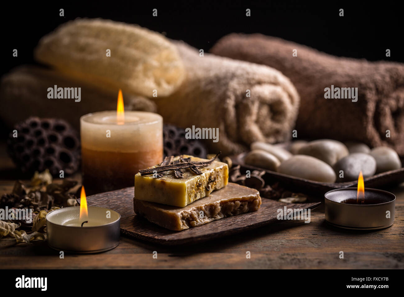 Concept de savon fait à la main avec la vanille Banque D'Images