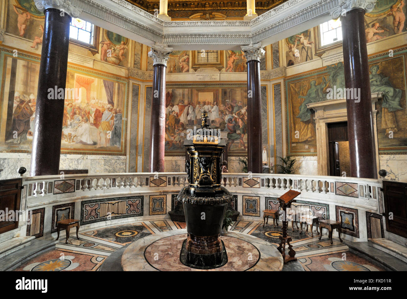 Battistero Di San Giovanni Roma Italie le baptistère de saint john battistero di san giovanni Banque de