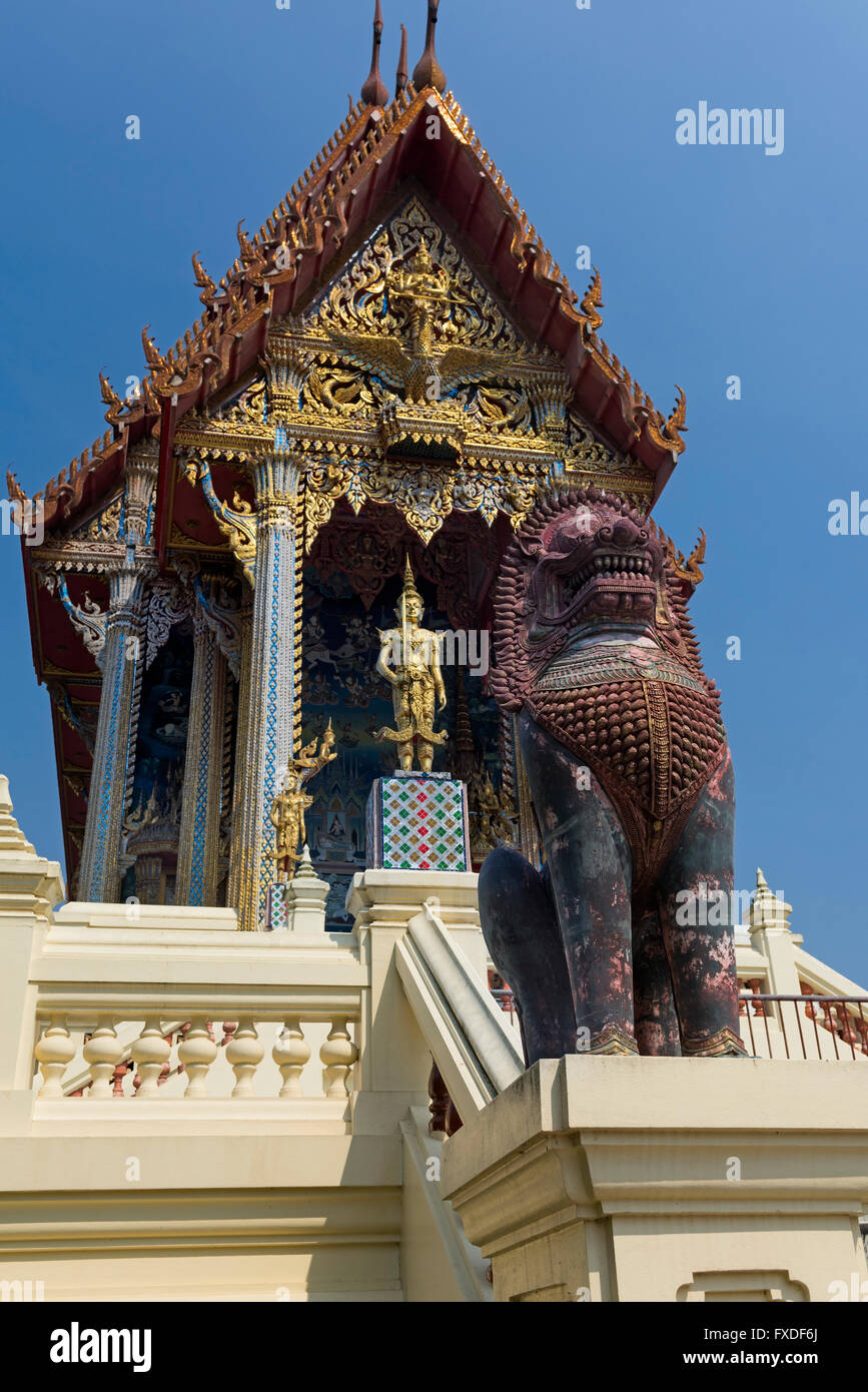 Wat Klang Nua Thaïlande Amphawa Banque D'Images