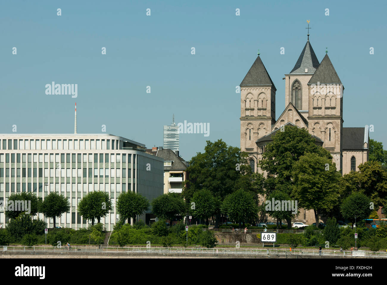 Deutschland, Nordrhein-Westfalen, Köln, Konrad-Adenauer-Ufer 21, et Administratifs Bürogebäude der Krankenversicherung AG, Institut der deutsc Banque D'Images