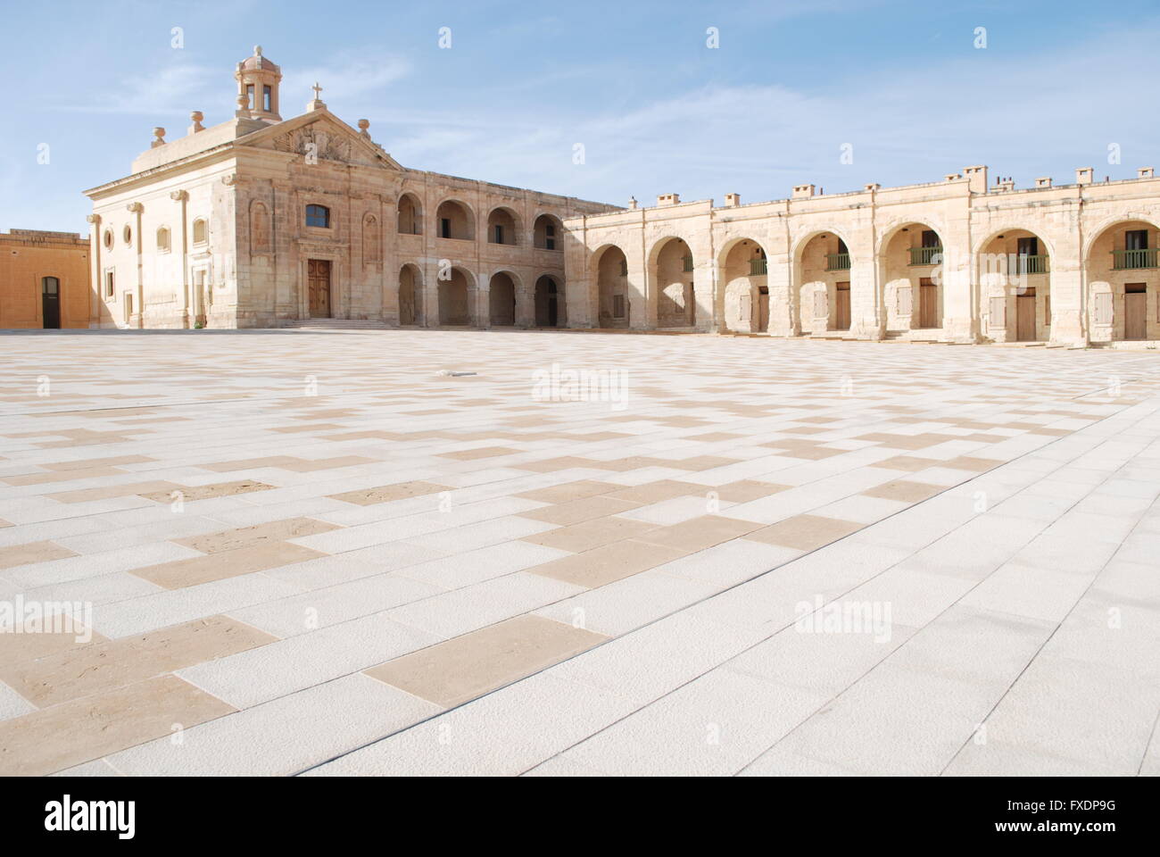 Une photo de l'intérieur du fort sur l'île Manoel, Malte, qui a coûté 30 millions d'euros pour restaurer, mais reste fermé au public. Banque D'Images