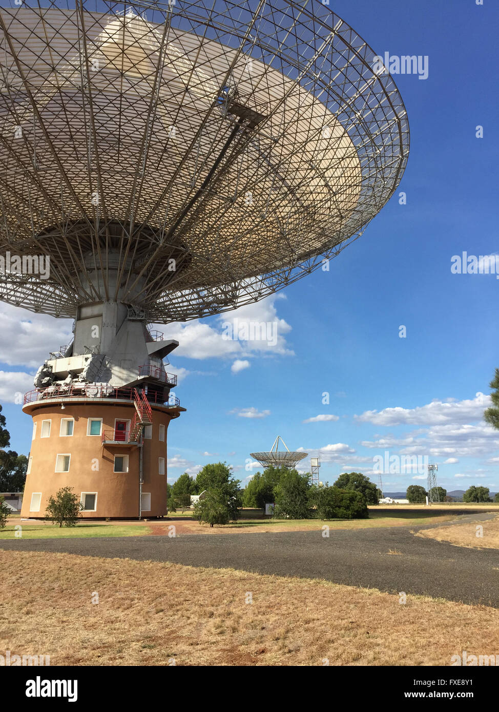 Le radiotélescope de Parkes en Australie, communément appelé 'le plat'. Banque D'Images