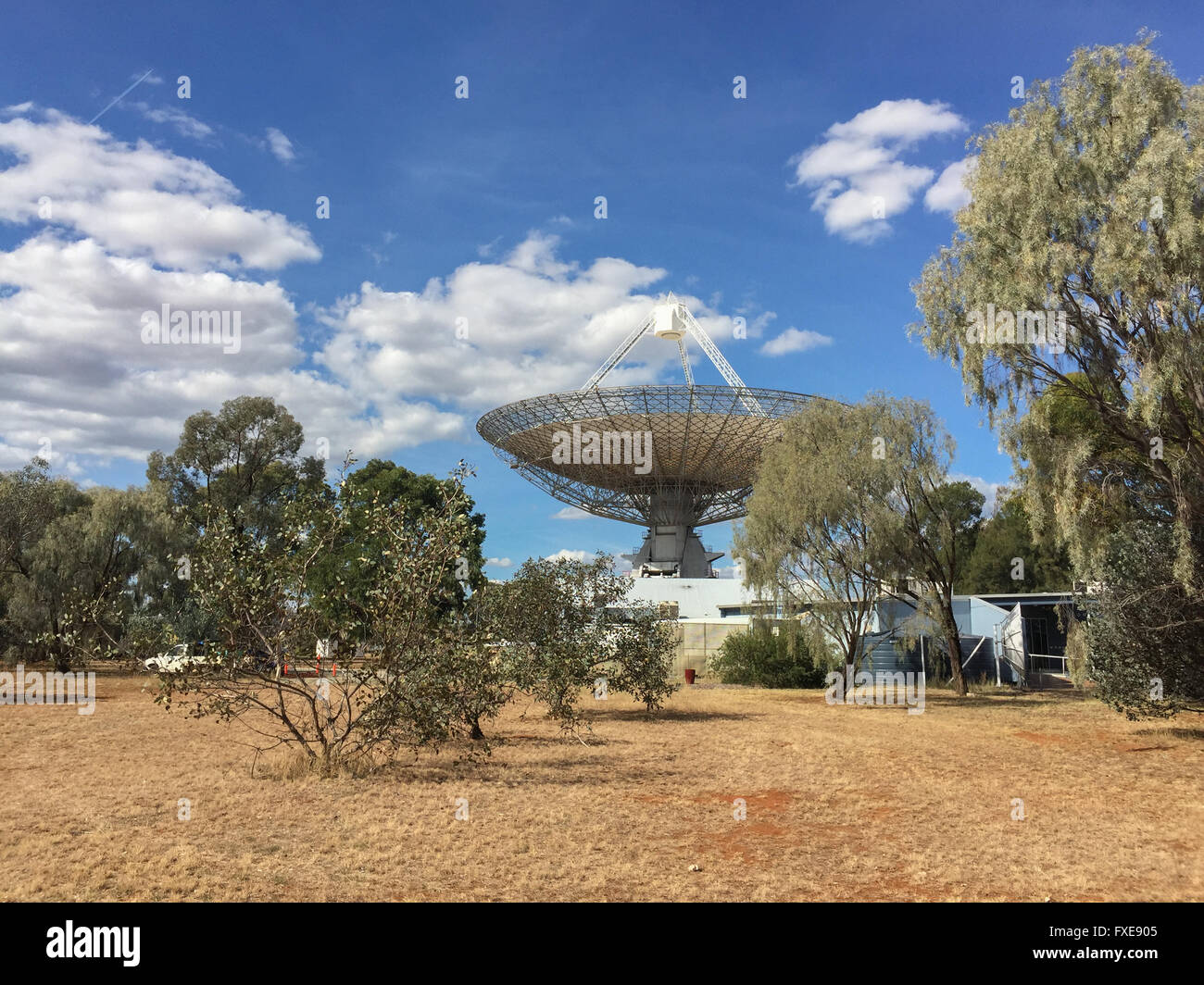 Le radiotélescope de Parkes en Australie, communément appelé 'le plat'. Banque D'Images