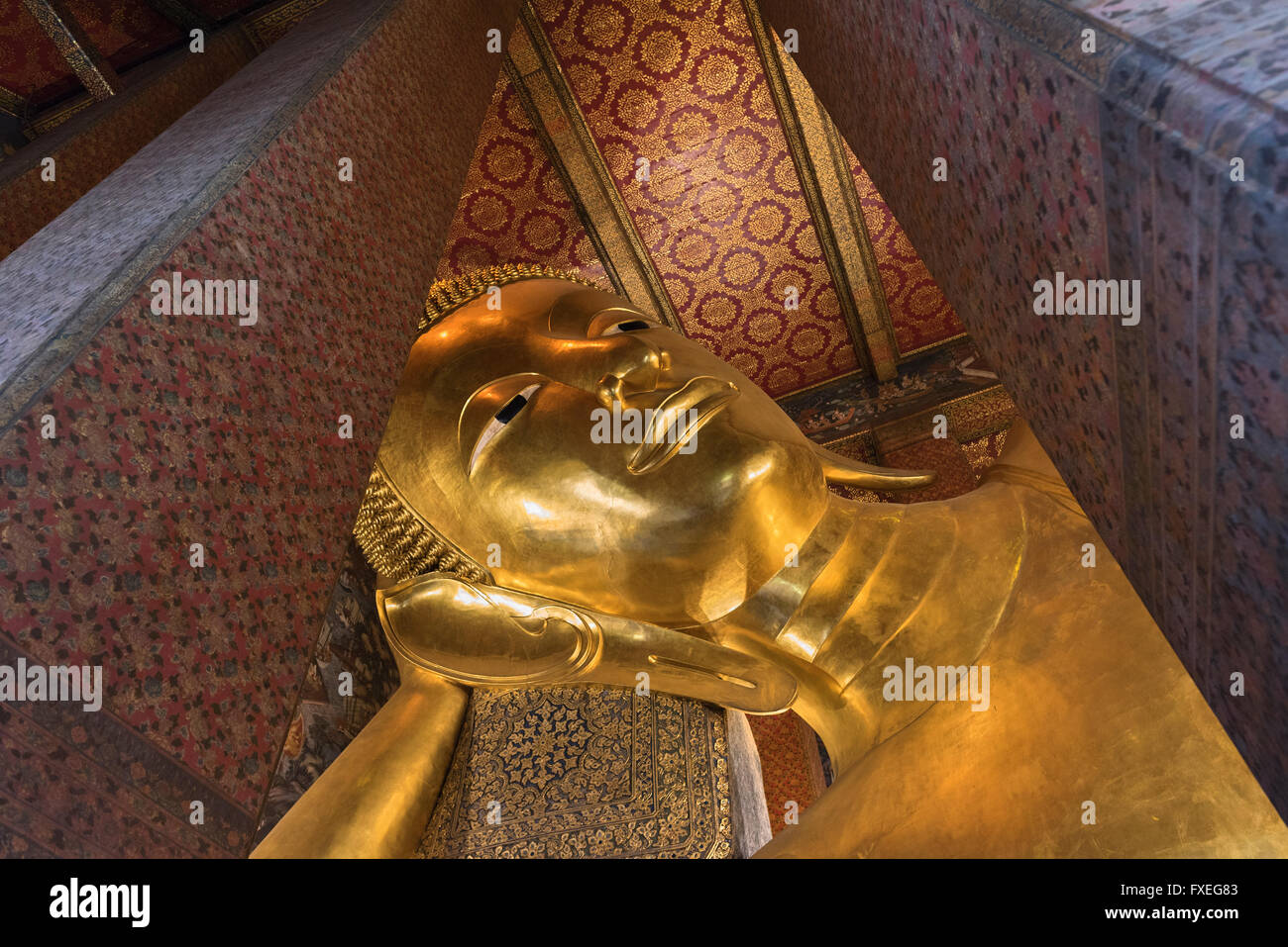 Bouddha couché de Wat Pho Bangkok Thaïlande Banque D'Images