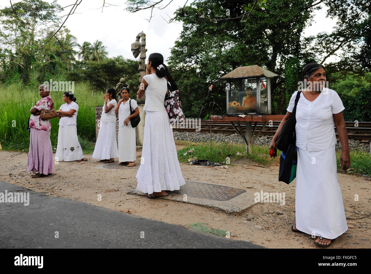 SRI LANKA, nouvelle construction sanctuaire bouddhiste se passe après la guerre contre les Tigres tamouls LTTE / SRI LANKA, nach dem Sieg gegen die Tamouls LTTE dans werden mit tamilischen auffaellig viele neue buddhistische Schreine gebaut und angesiedelt Singhalesen Banque D'Images