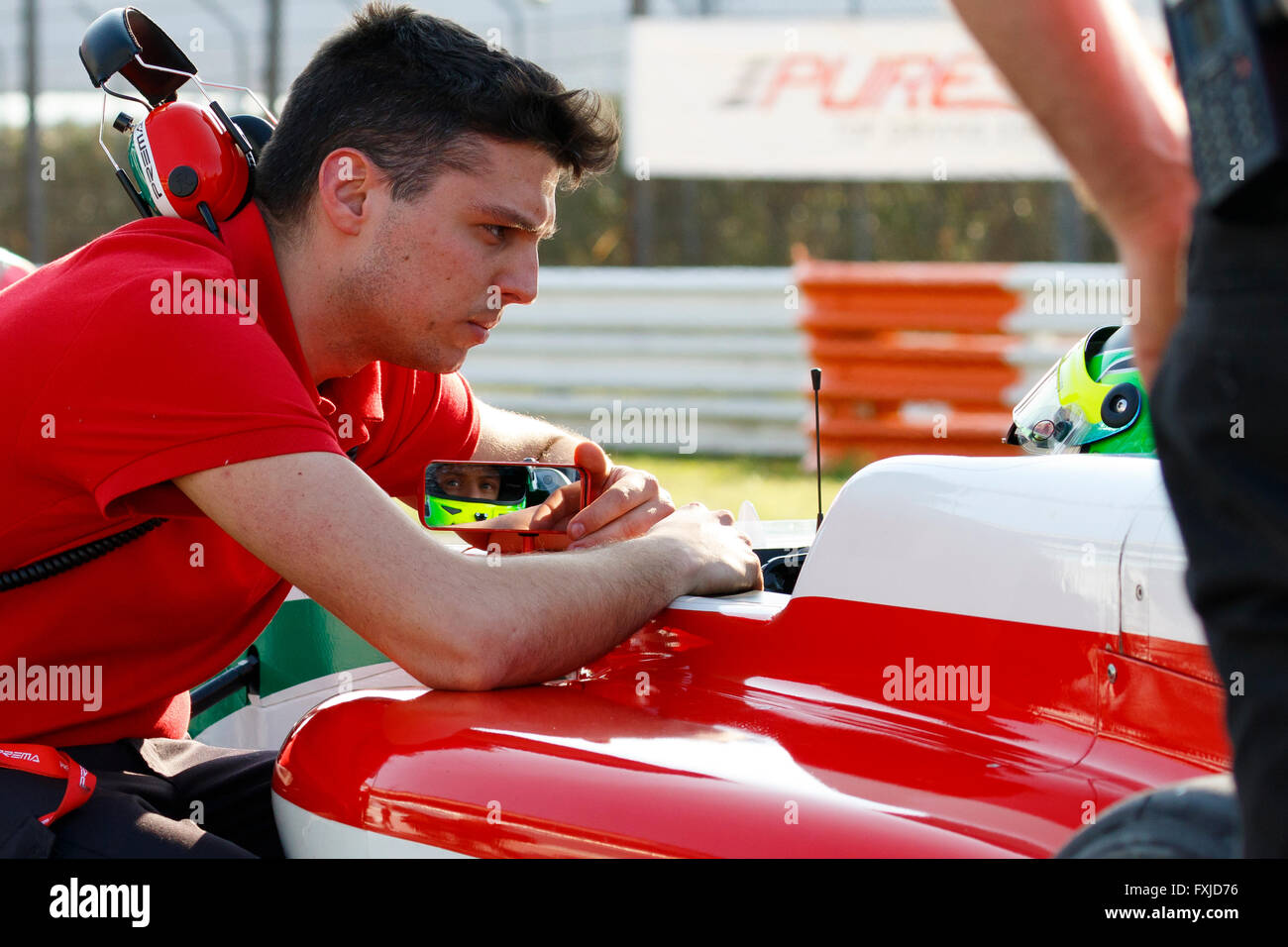 Misano Adriatico, Italie - 10 Avril 2016 : Une Tatuus F4 T014 Abarth de Prema Power Team, équipe entraînée par Mick Schumacher Banque D'Images