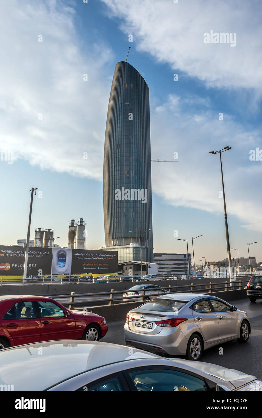 Amman Rotana Hotel Tower partie de projet Abdali dans ville d'Amman, capitale de la Jordanie. Vue depuis la reine Noor Street Banque D'Images