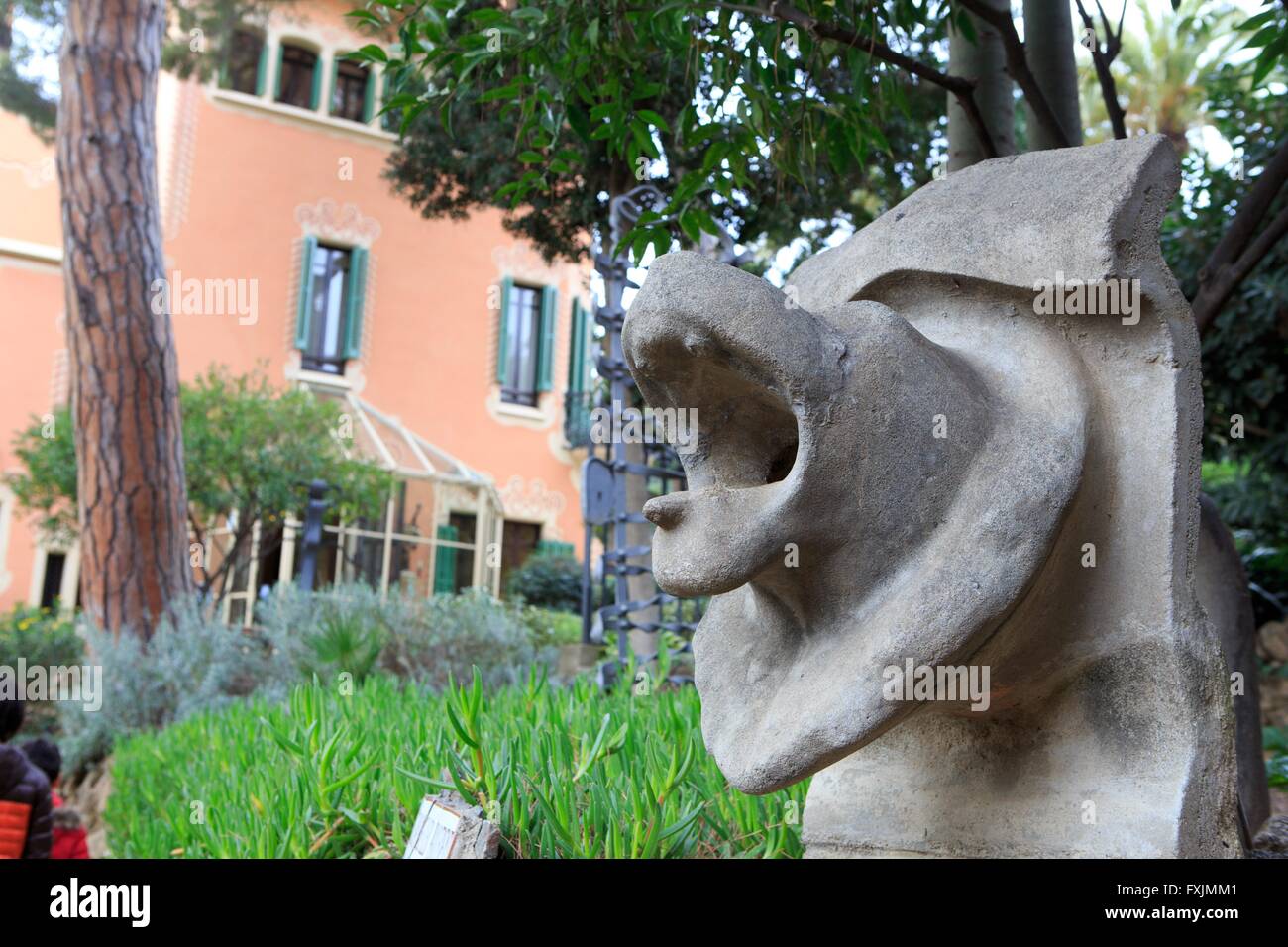 L'entrée de l'ancienne maison d'Antoni Gaudi, maintenant un musée, dans le Parc Guell à Barcelone, Espagne. Banque D'Images