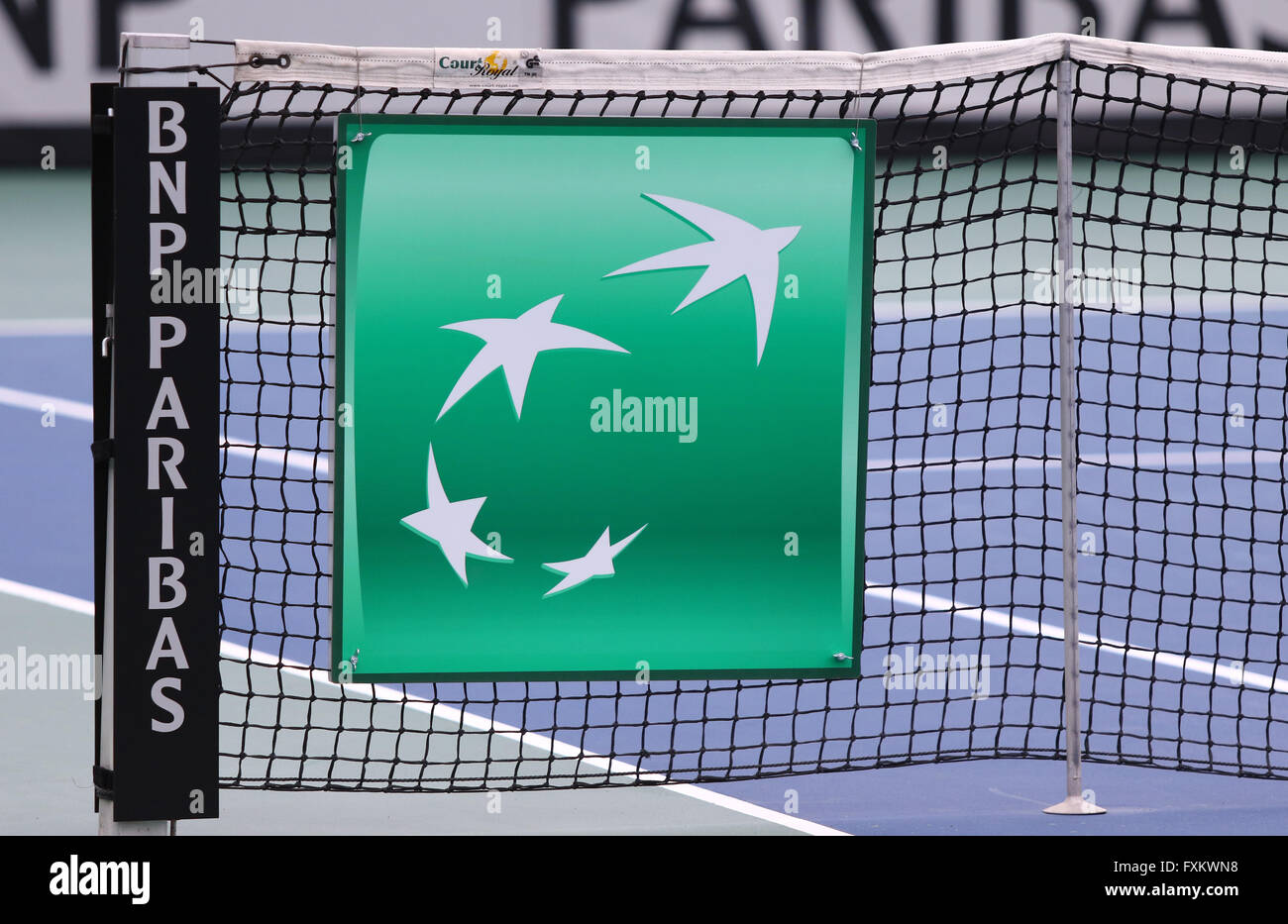 Kiev, Ukraine. 16 avril, 2016. Détails de cour centrale de Campa Bucha Tennis Club au cours de BNP Paribas jeu FedCup contre l'Argentine l'Ukraine, Kiev, Ukraine. Crédit : Oleksandr Prykhodko/Alamy Live News Banque D'Images