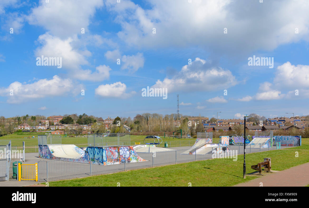 Skatepark de Lewes, East Sussex, Angleterre, Royaume-Uni. Banque D'Images