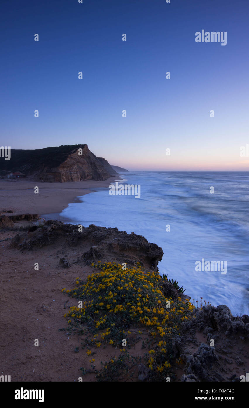 São Julião plage au coucher du soleil Banque D'Images