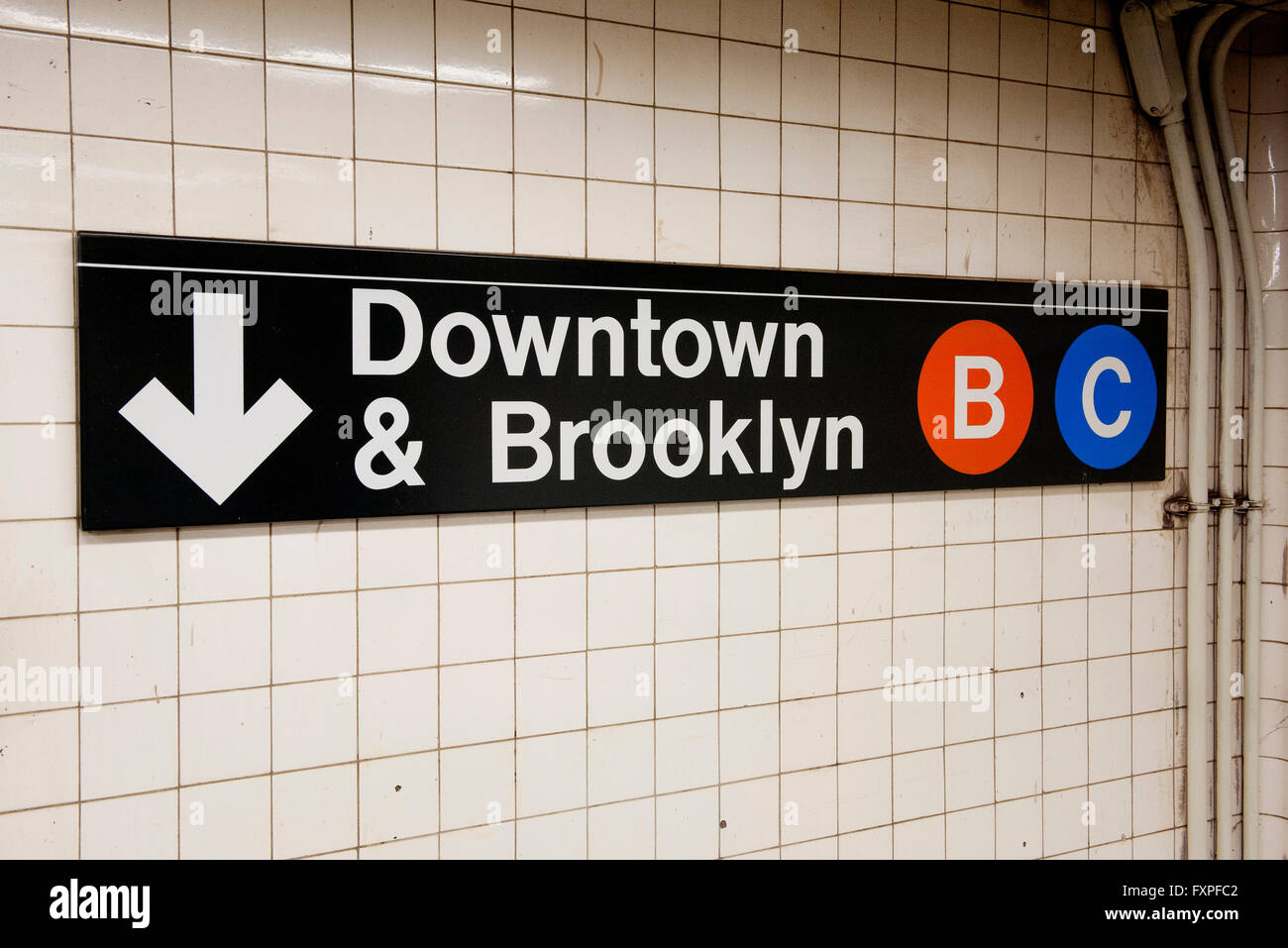 Inscrivez-vous dans la station de métro, Manhattan, New York City, New York, USA Banque D'Images