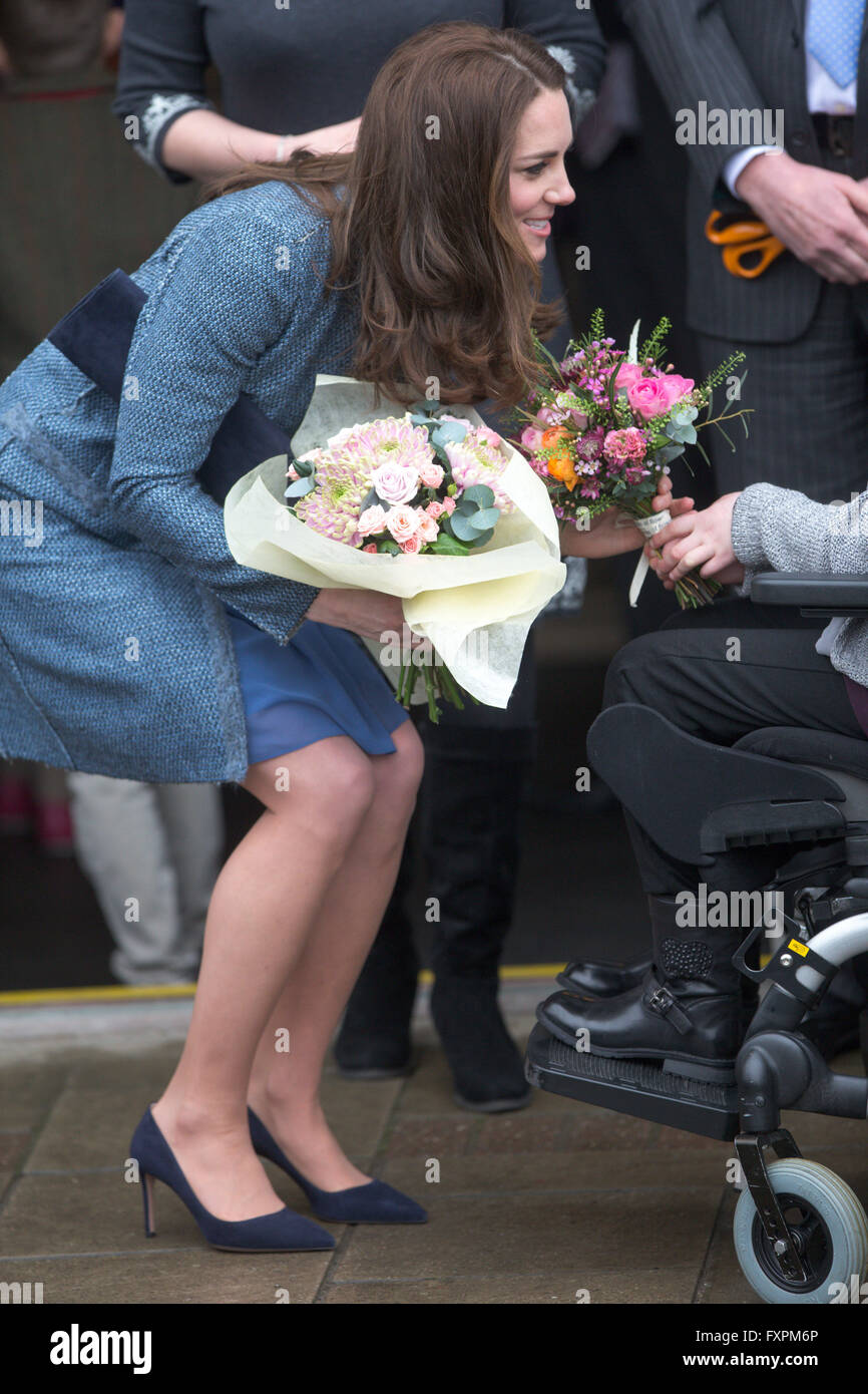 La duchesse de Cambridge dans Holt,Norfolk l'ouverture d'un magasin de charité Banque D'Images