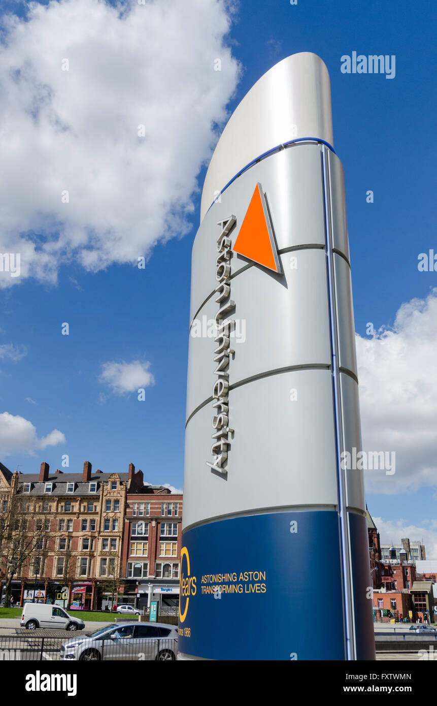 Grand signe pour l'Université d'Aston à Birmingham Banque D'Images