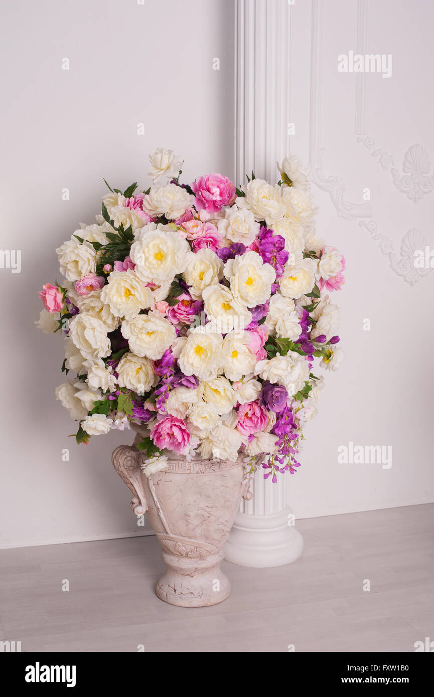 Bouquet de mariage de décoration de belles fleurs fraîches Banque D'Images