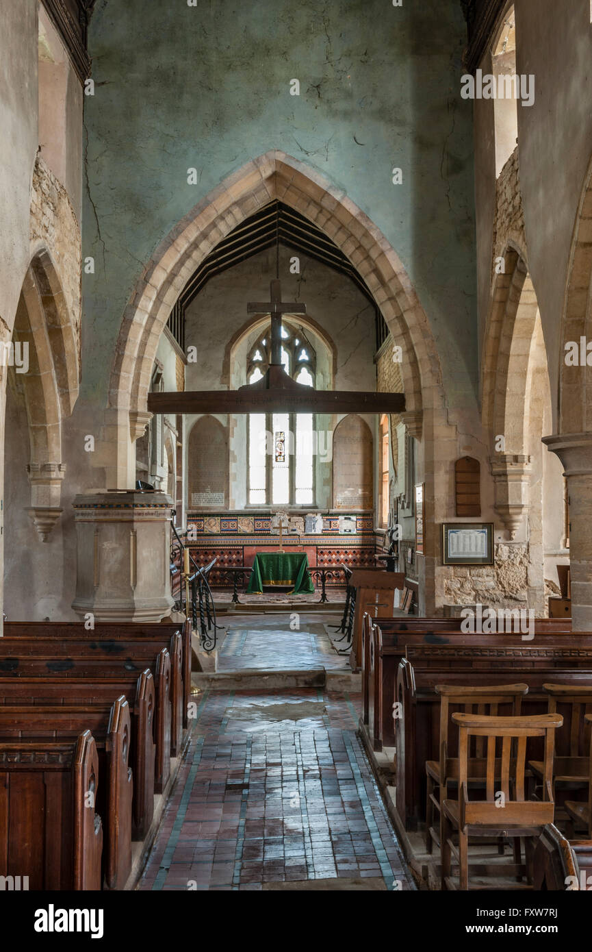 Woodwalton, España. St Andrew's Church, un bâtiment 14c redondant soignés par les Amis de l'Églises sans amis Banque D'Images