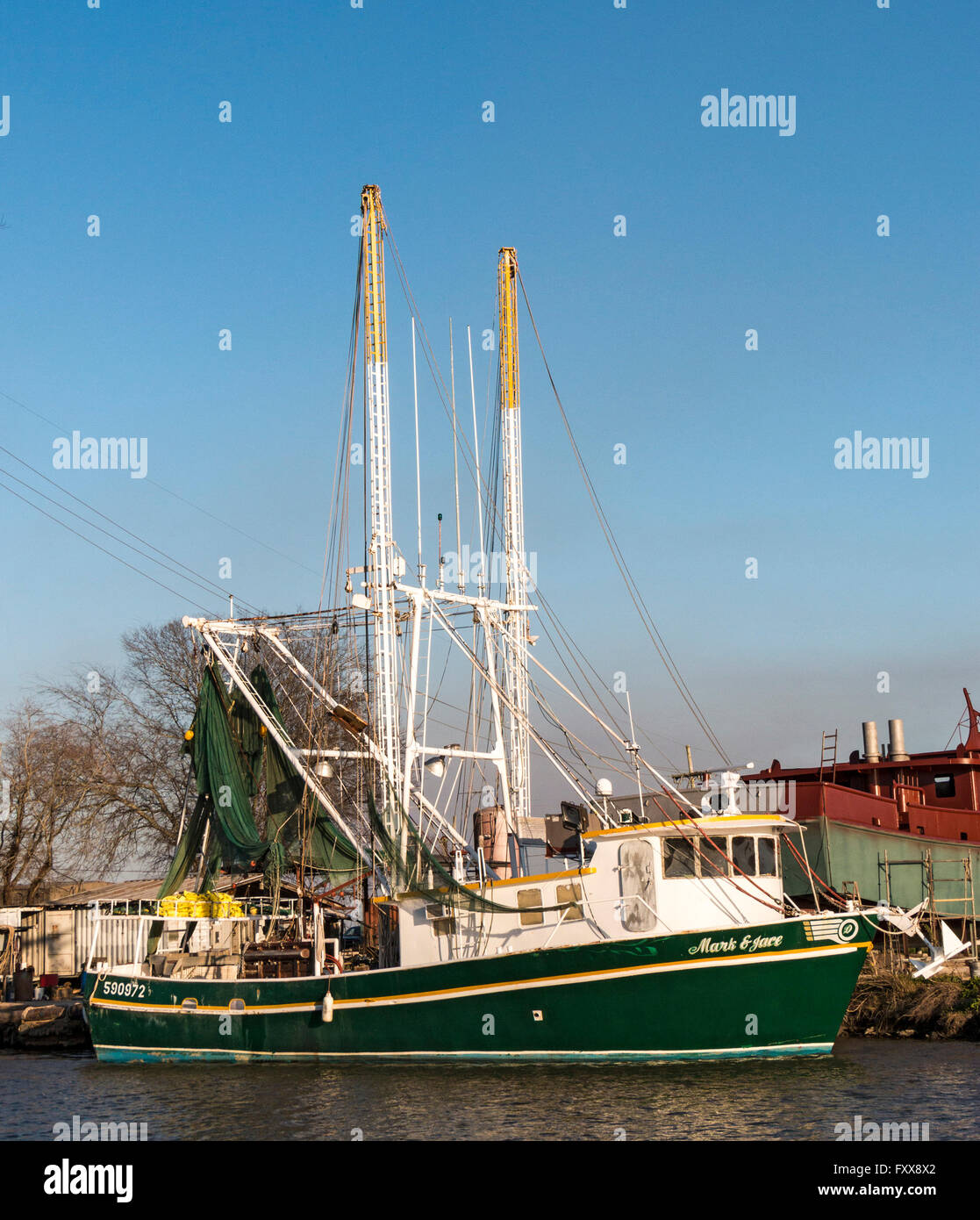Bateau de pêche de crevettes accosté à Chauvin, en Louisiane. Banque D'Images